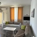 Marjana's 3 *