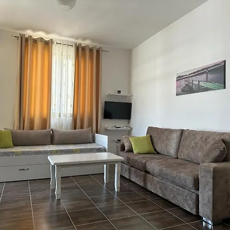 Marjana's 3 Lezhë